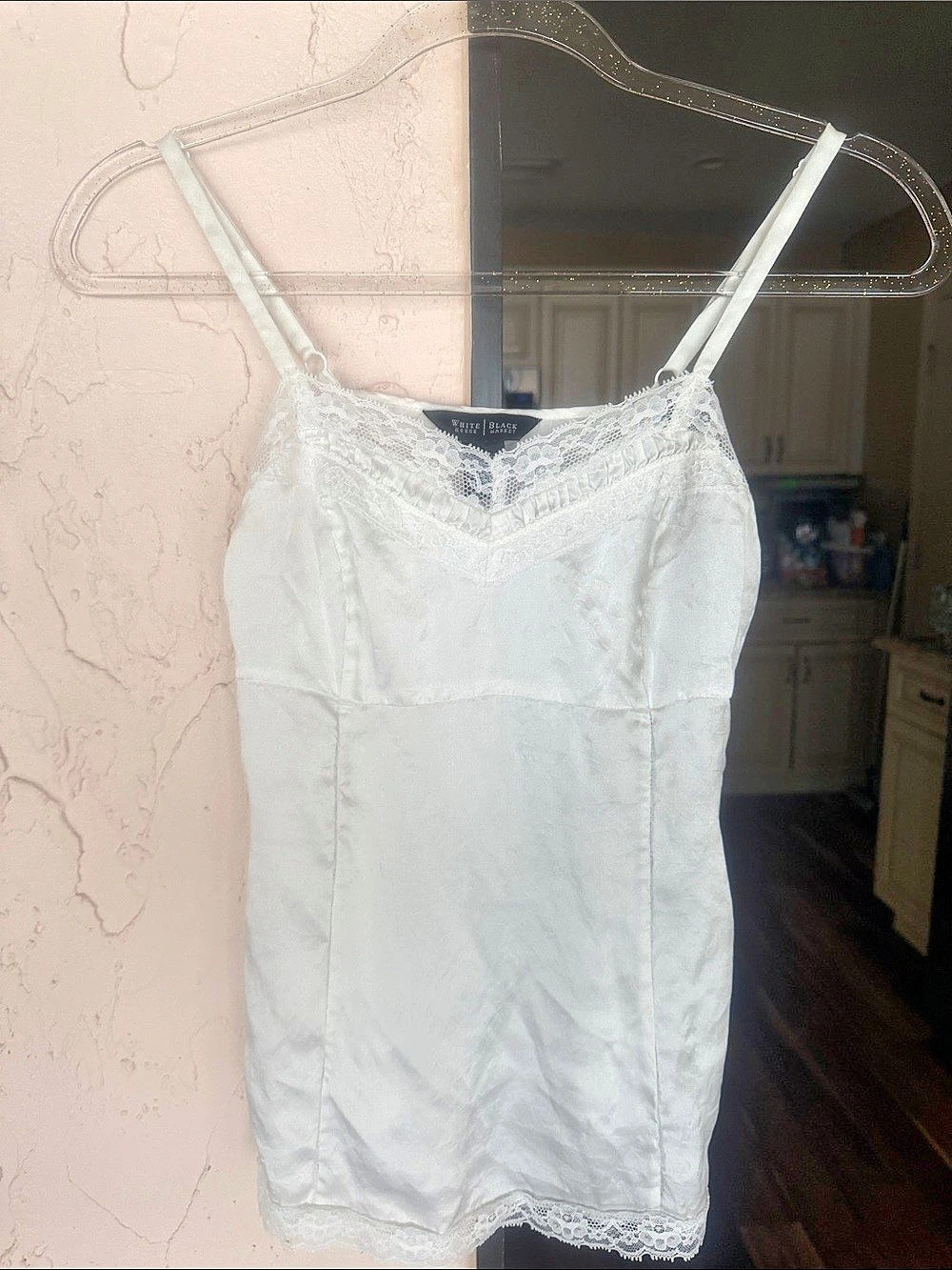 White House Black Market White Lace Camisole Size XXS Like New